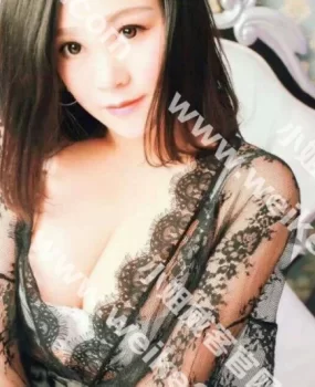 九街附件双飞琪琪和晶晶